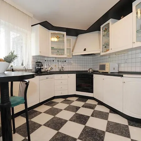 Ferienhaus Ella Zadar