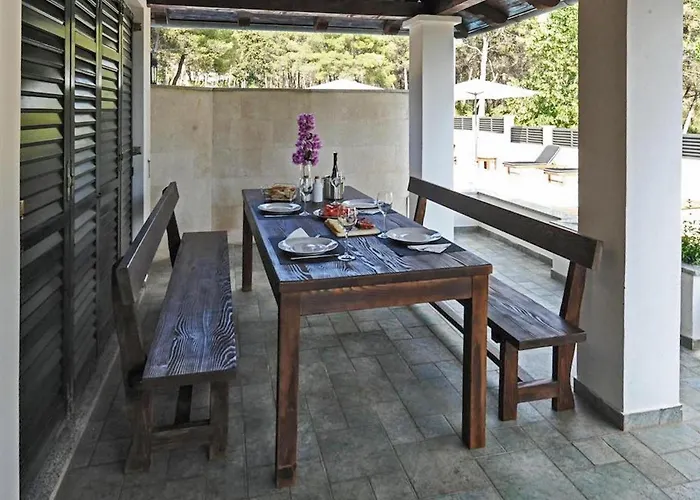 Hébergement de vacances Ella